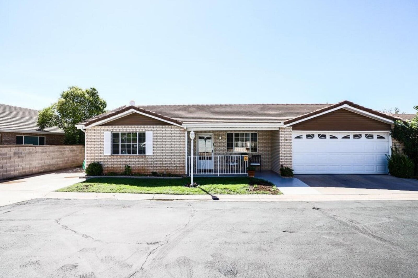 Property Photo:  1040 E 900 S #26  UT 84790