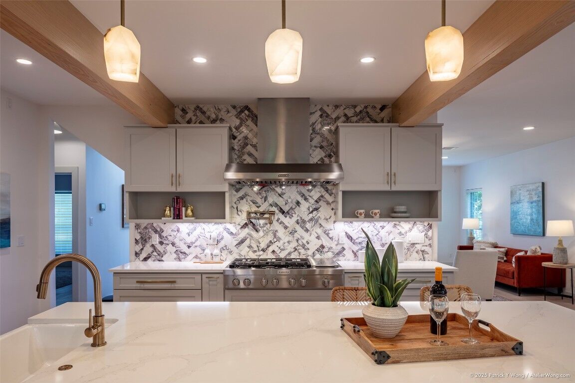 Property Photo: 6553 Needham Lane TX 78739