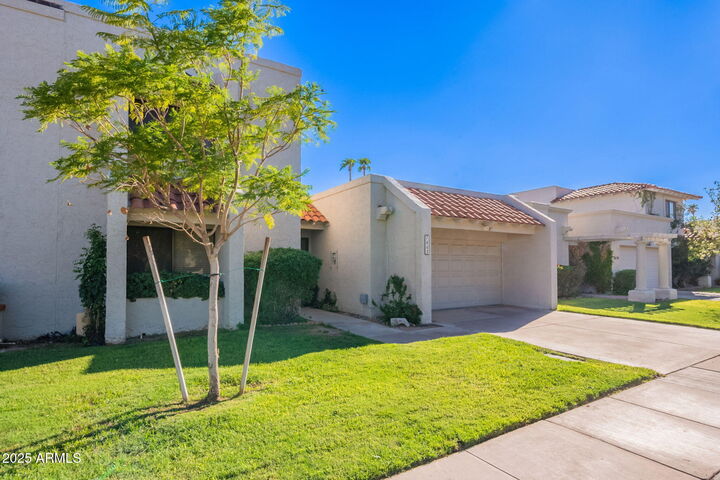 Property Photo:  7643 E Medlock Drive  AZ 85250 