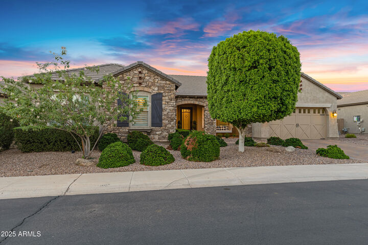 Property Photo:  3922 E Redwood Place  AZ 85286 