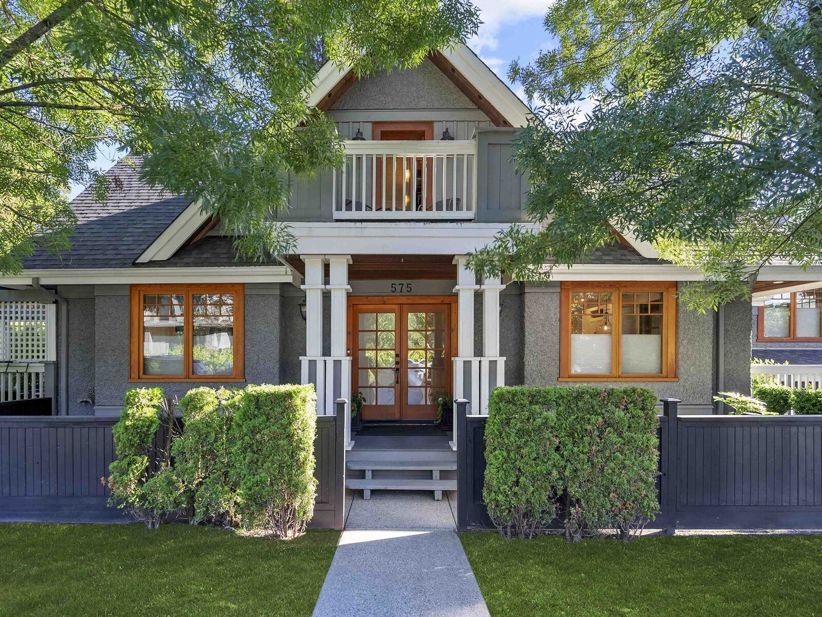Property Photo:  575 E 17th Street  BC V7L 2W4 