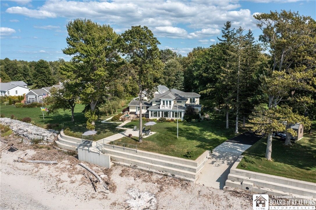 Property Photo: 5500 Tastor Lane NY 14063