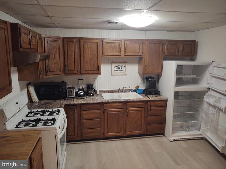 Property Photo:  8445 Pine Tree Lane  VA 22485 