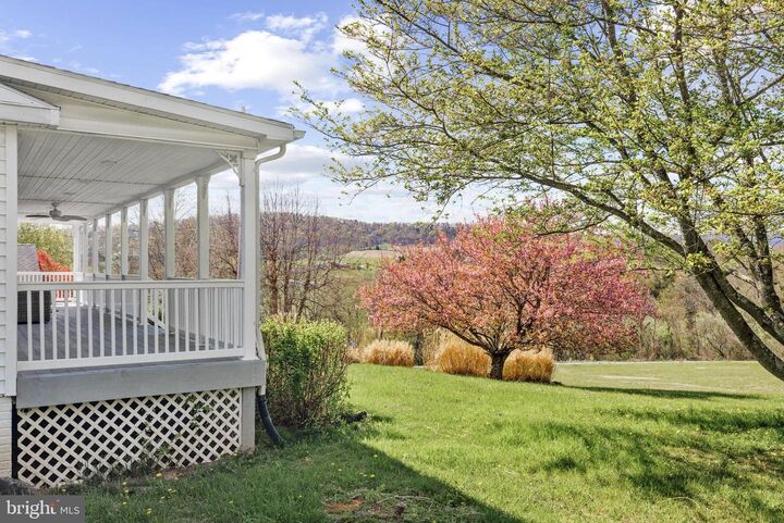 Property Photo: 1049 Laurel Grove Road VA 22602