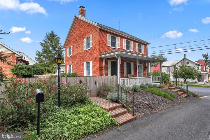 Property Photo: 1305 Old Route 30 30 PA 17353