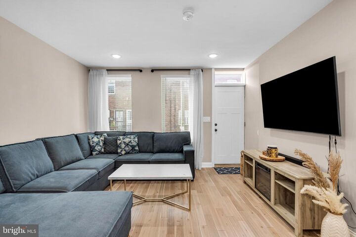 Property Photo:  625 Watkins Street  PA 19148 