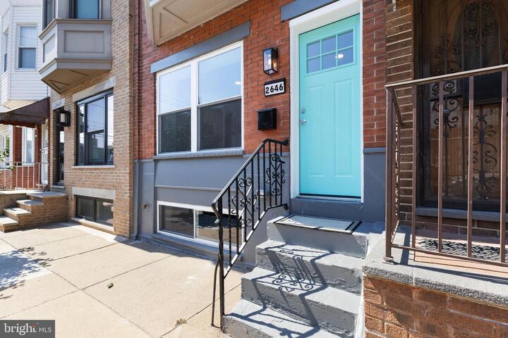 Property Photo:  2646 S Camac Street  PA 19148 