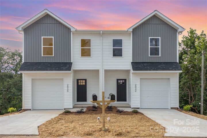 2030/2032 1st Street SW  Hickory NC 28602 photo