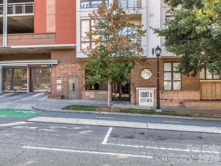 Property Photo: 525 E Sixth Street 407 NC 28202