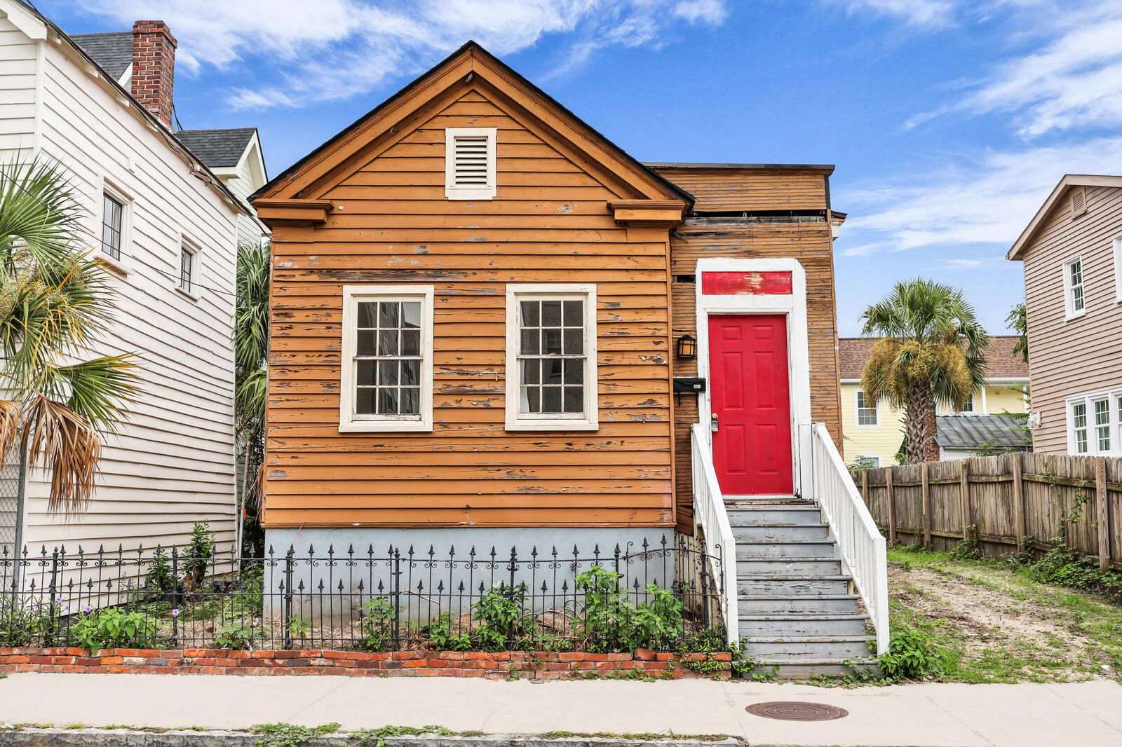 Property Photo:  66 1/2 Lee Street  SC 29403 