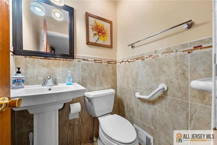 Property Photo: 1321 Tupelo Court NJ 08902