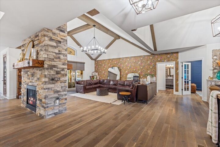 Property Photo:  4190 Brownsville SE Road  OH 43056 