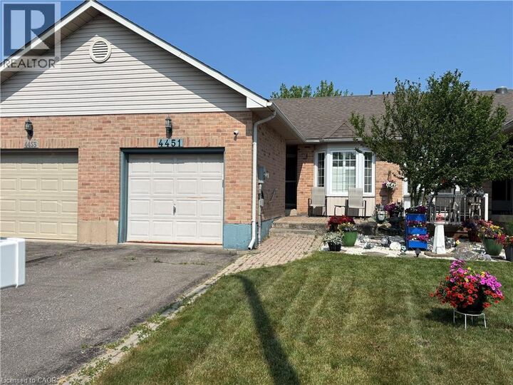 4451 Michael Avenue East  Beamsville ON L3J 0E2 photo