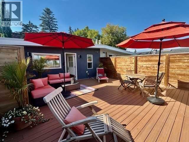 Property Photo:  2126 18A Street Southwest  AB T2T 4W2 