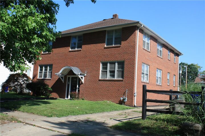 422 W William Street  Decatur IL 62522 photo