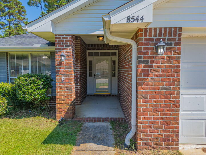 Property Photo:  8544 Wilburn Cove  FL 32566 