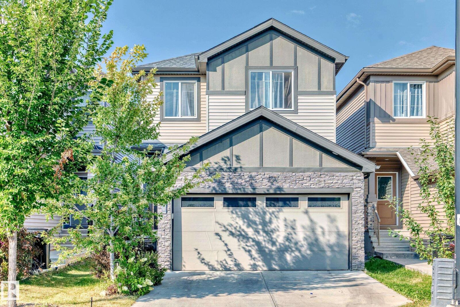Property Photo:  7430 Creighton Place SW  AB T6W 3Z4 