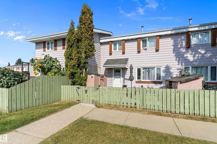 Property Photo:  7B Callingwood Court NW  AB T5R 0H5 