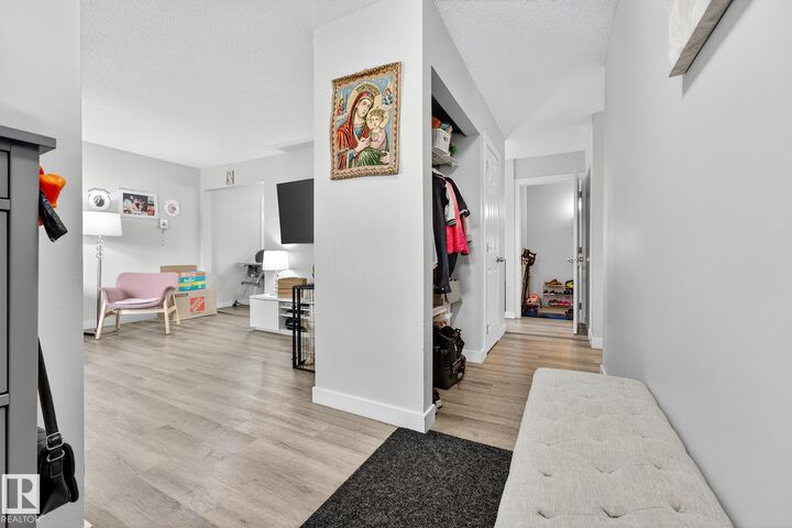 Property Photo:  13703 87 Street NW  AB T5E 3G1 