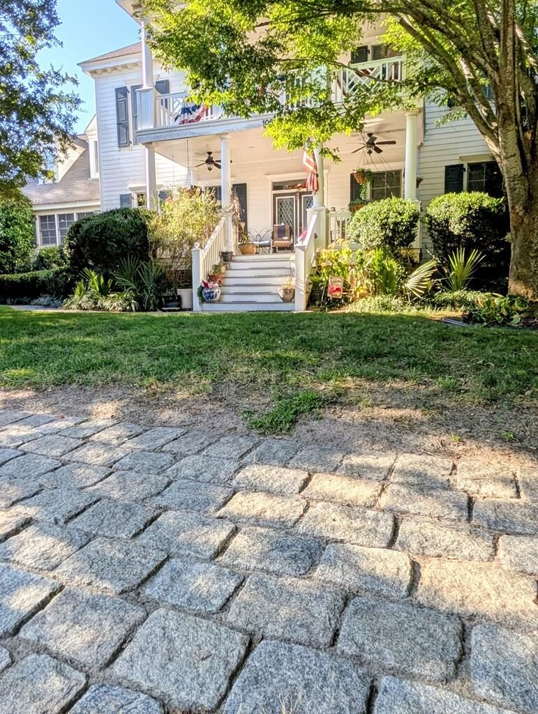 Property Photo:  106 Heron Pointe Dr  VA 23310 