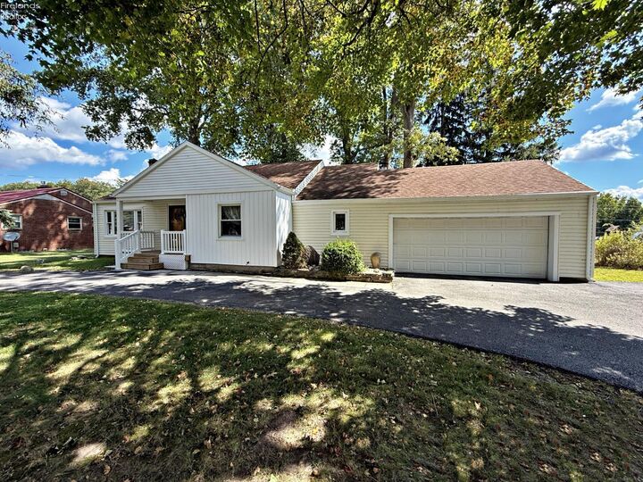Property Photo: 2351 S State Route 53 OH 44883