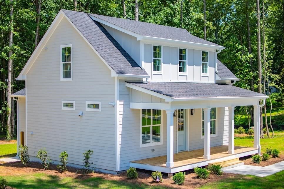 Property Photo:  479 West Avenue  GA 30108 