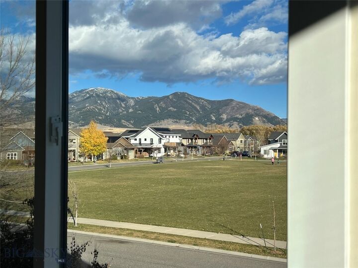 Property Photo:  1033 N 14th  MT 59715 