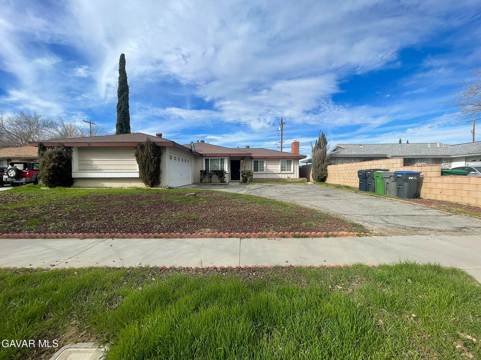 Property Photo:  45035 W 18th Street  CA 93534 