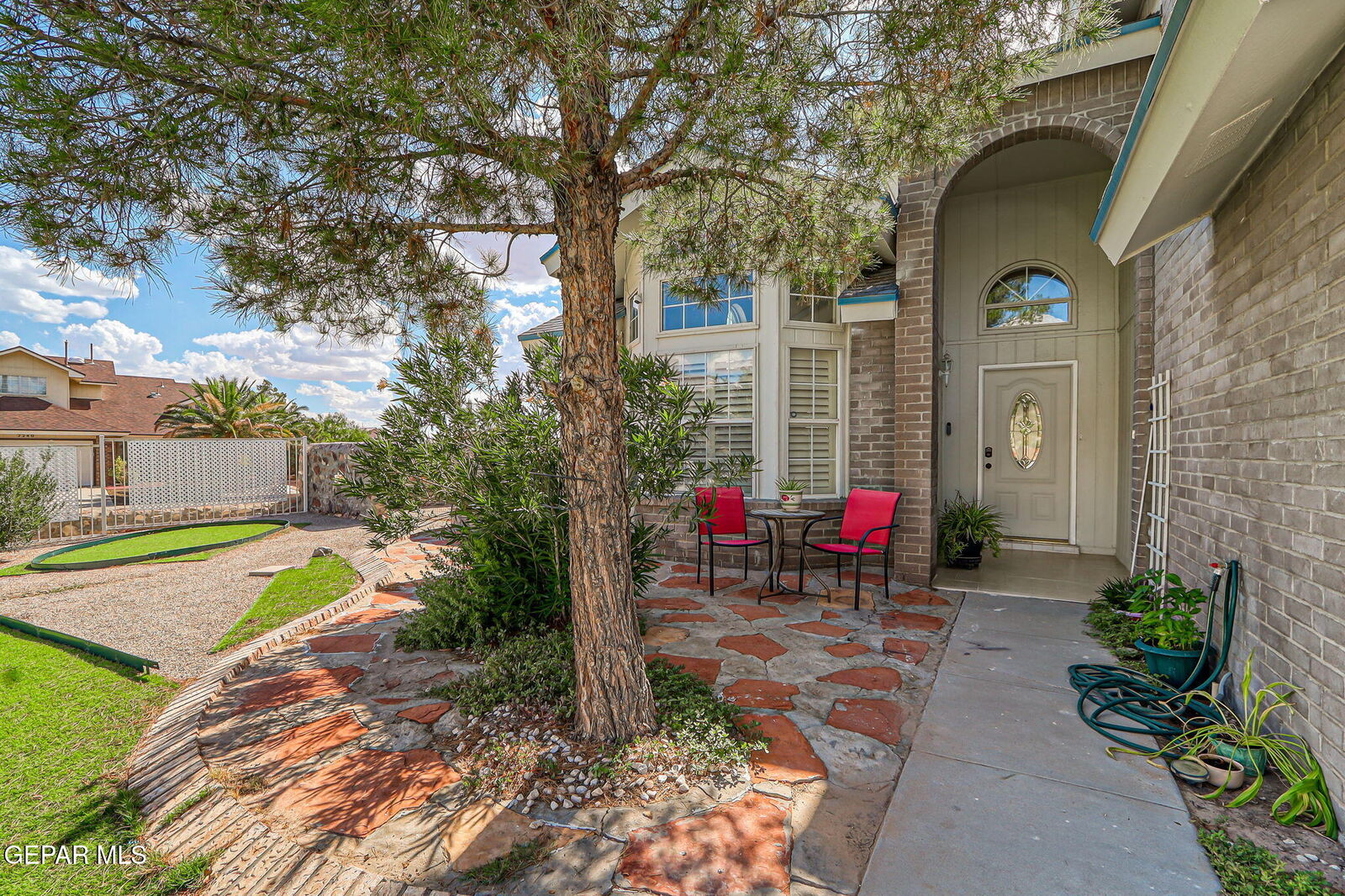 Property Photo:  1301 Tierra Roja Street  TX 79912 