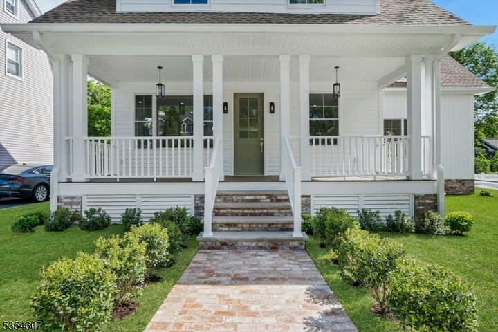 Property Photo:  10 Garden Pl  NJ 07928 