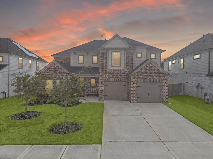 Property Photo: 5010 Trembling Aspen Lane TX 77471