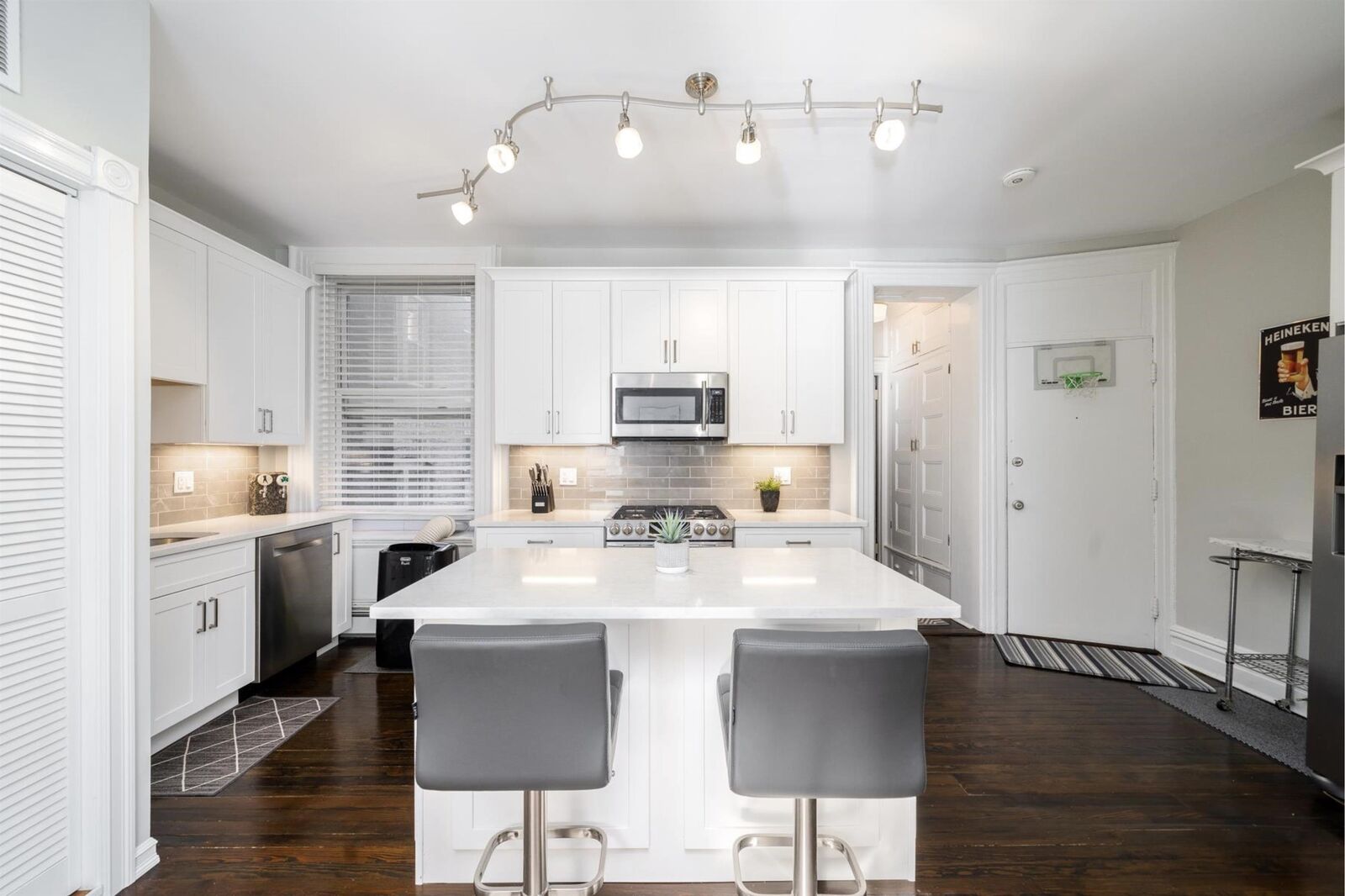 Property Photo:  712 Willow Ave 4A  NJ 07030 