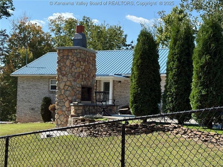 Property Photo: 142 Fisher Ridge Road WV 25248
