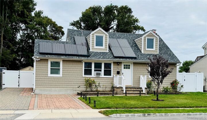 27 Central Avenue  North Babylon NY 11703 photo