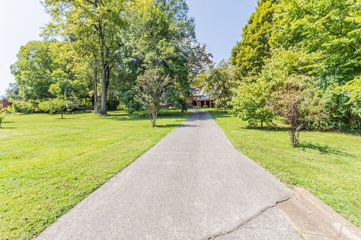 Property Photo: 1533 Springbrook Road TN 37701