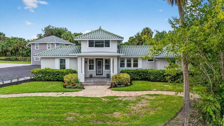 1215 S Peninsula Drive  Daytona Beach FL 32118 photo
