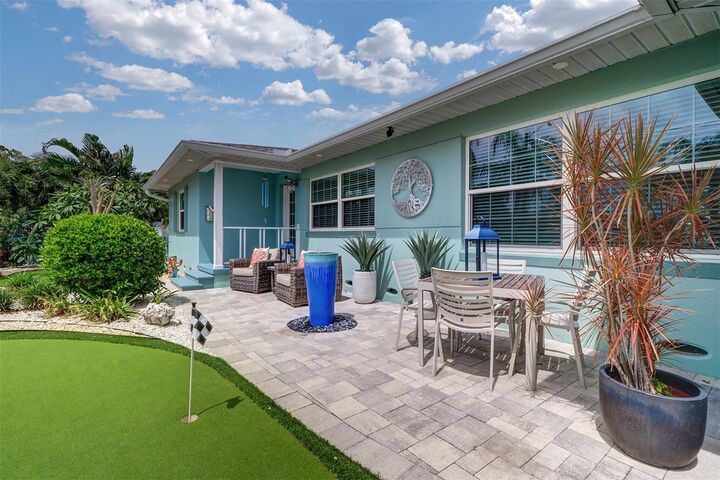 Property Photo:  6169 1st Avenue N  FL 33710 