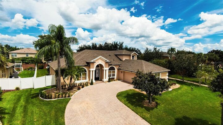 Property Photo:  626 Duff Drive  FL 34787 