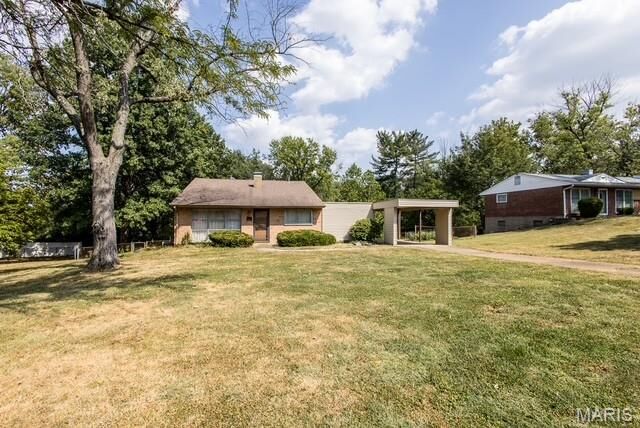 Property Photo:  23 Country Squire Lane  MO 63146 