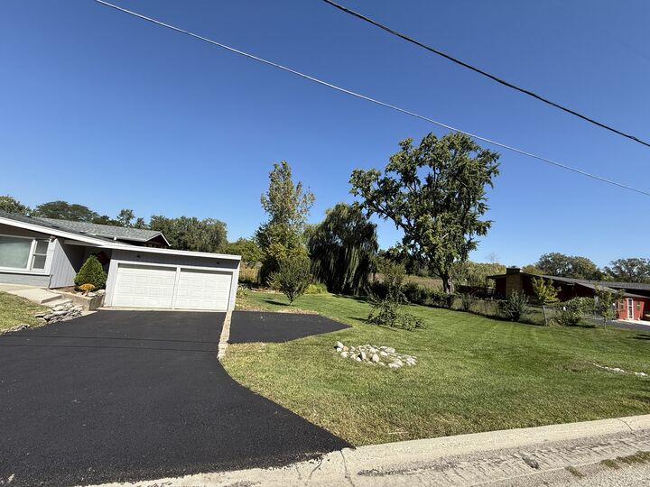 Property Photo: 559 Kimball Avenue IL 60084