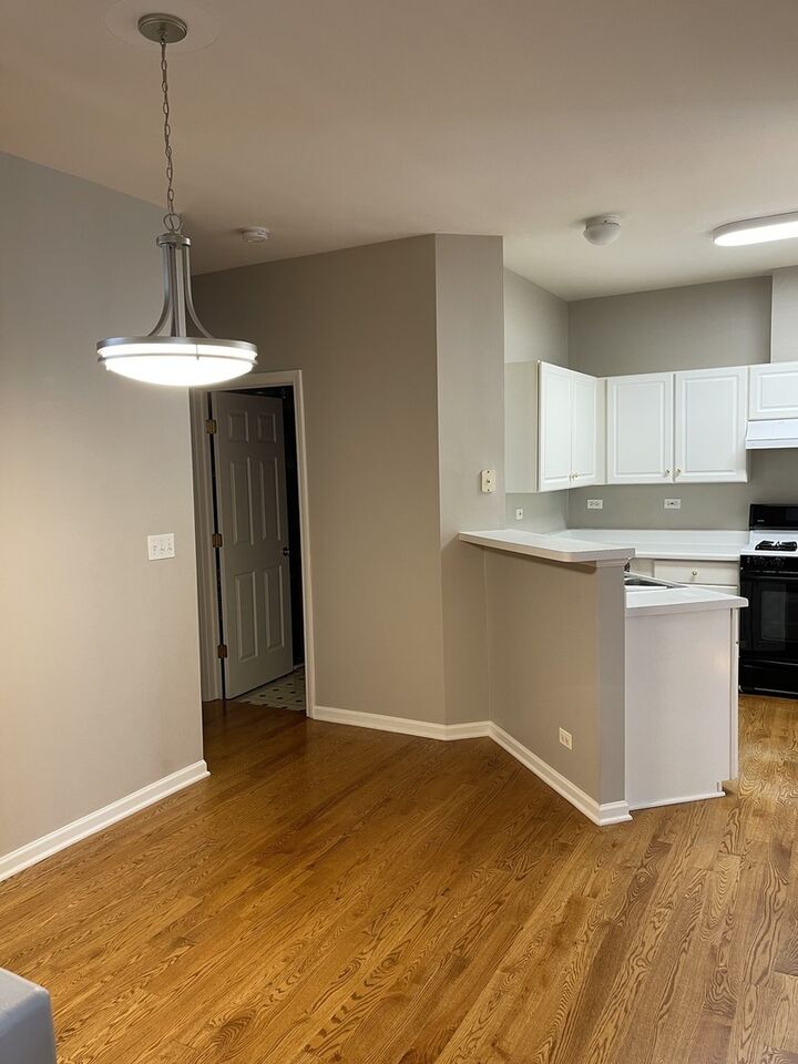 Property Photo:  1465 N Waterbury Circle  IL 60074 