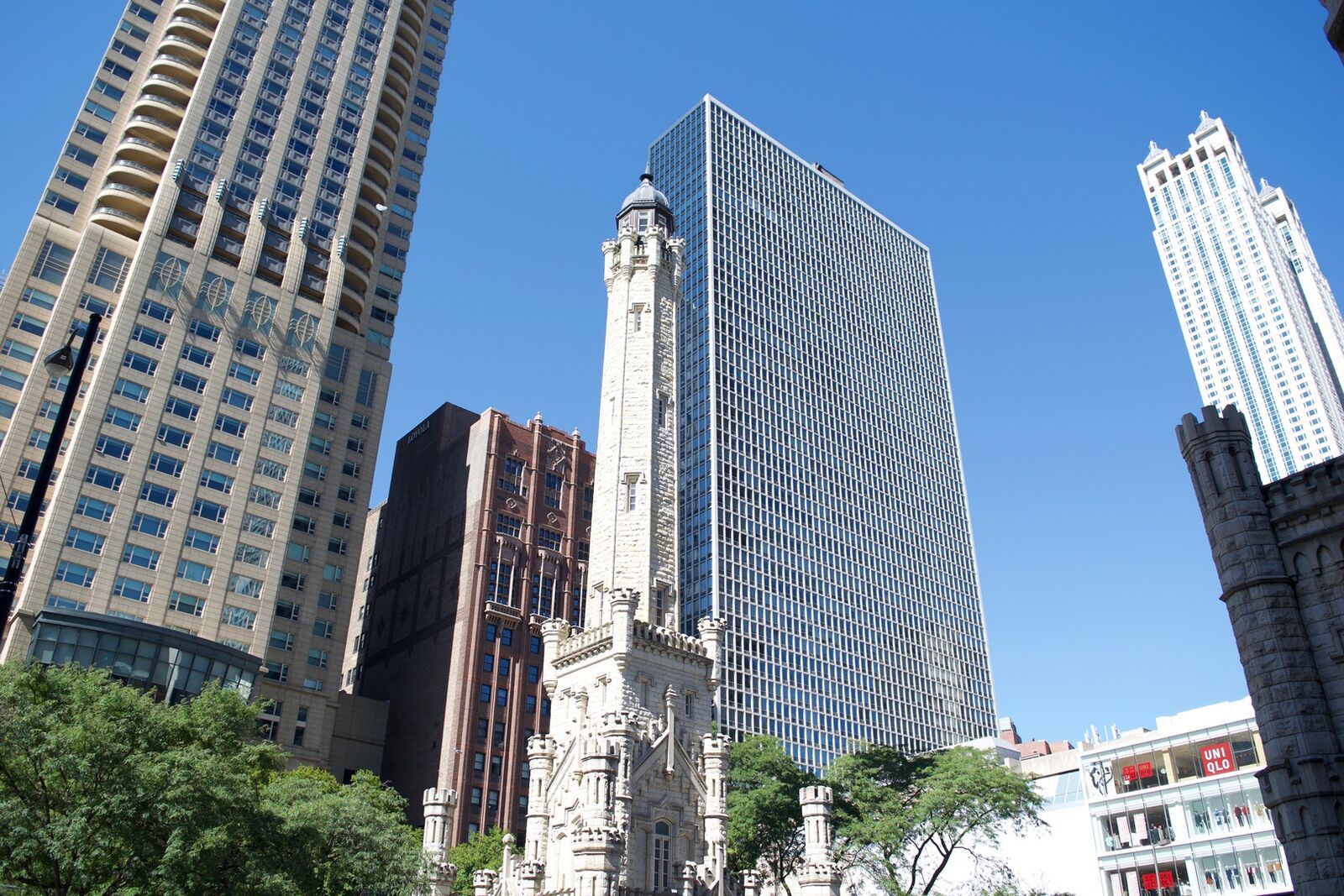 Property Photo: 111 E Chestnut Street 43F IL 60611