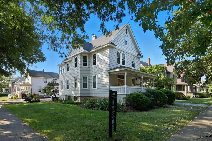 709 Bell Avenue  La Grange IL 60525 photo