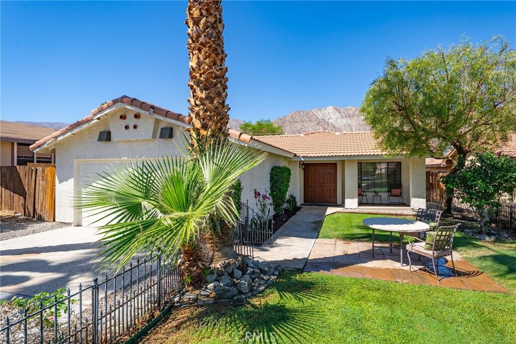Property Photo:  52851 Avenida Herrera  CA 92253 
