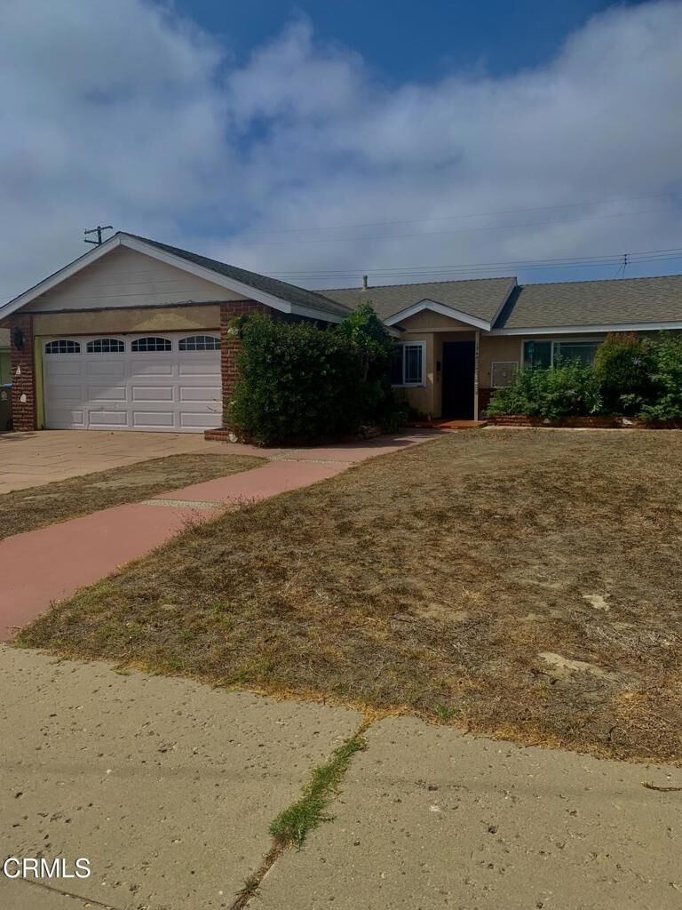 Property Photo:  1745 N 7th Place  CA 93041 