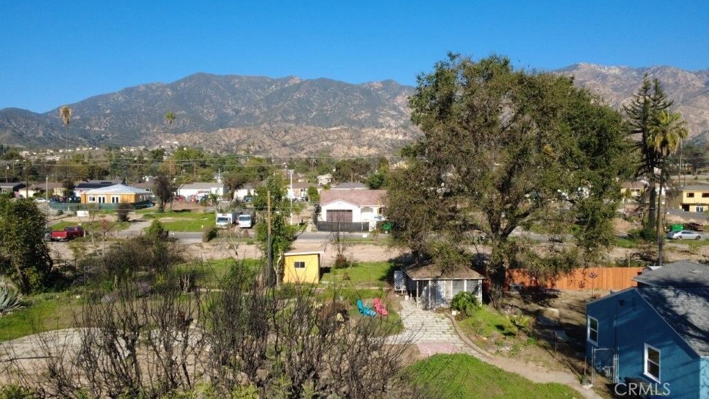 Property Photo: 463 W Mariposa Street CA 91001