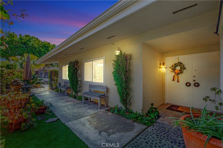 Property Photo: 3211 Locust Avenue CA 90807