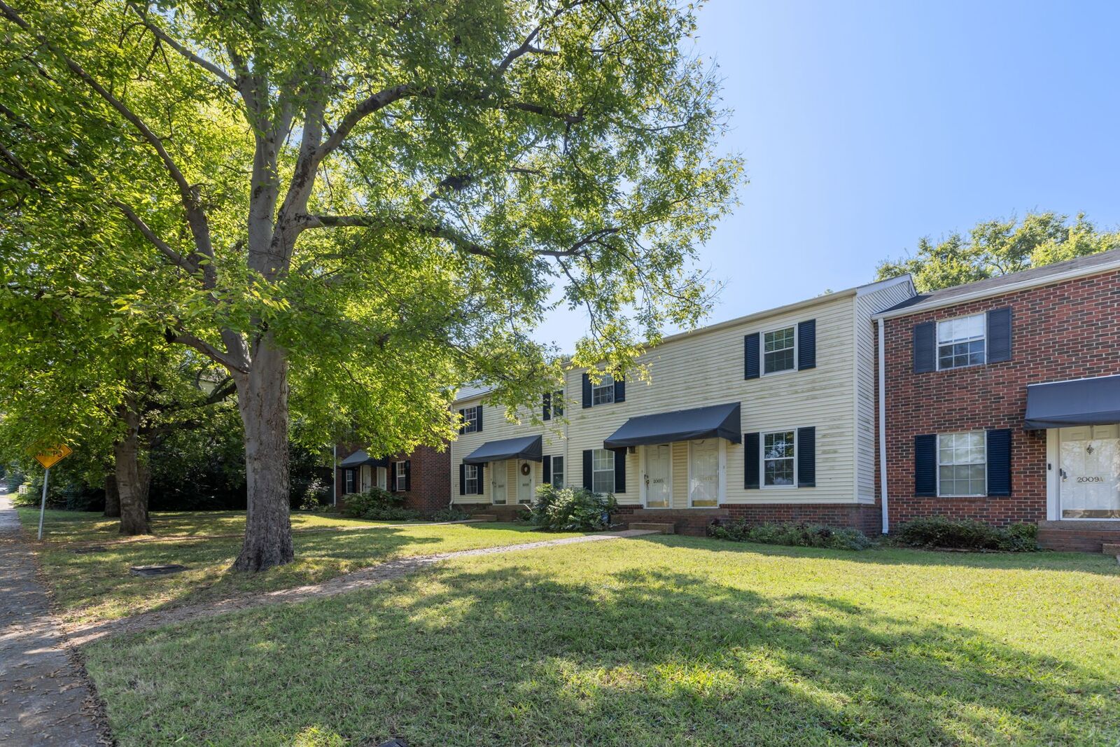 Property Photo:  2007B Ashwood Ave  TN 37212 