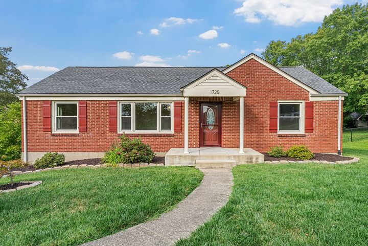 1725 Valley Rd  Clarksville TN 37043 photo