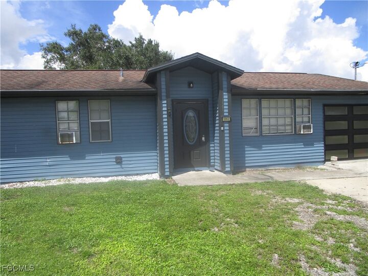 3302 26th Street W  Lehigh Acres FL 33971 photo